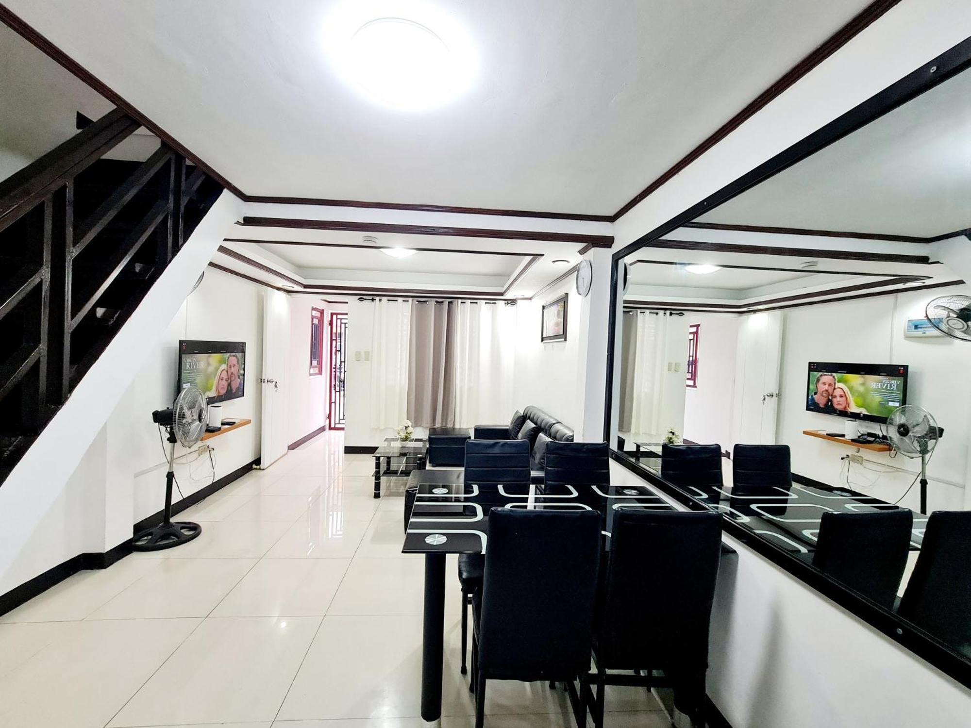 Calapan City Fully Furnished House Transient Near Xentromall L39 ภายนอก รูปภาพ