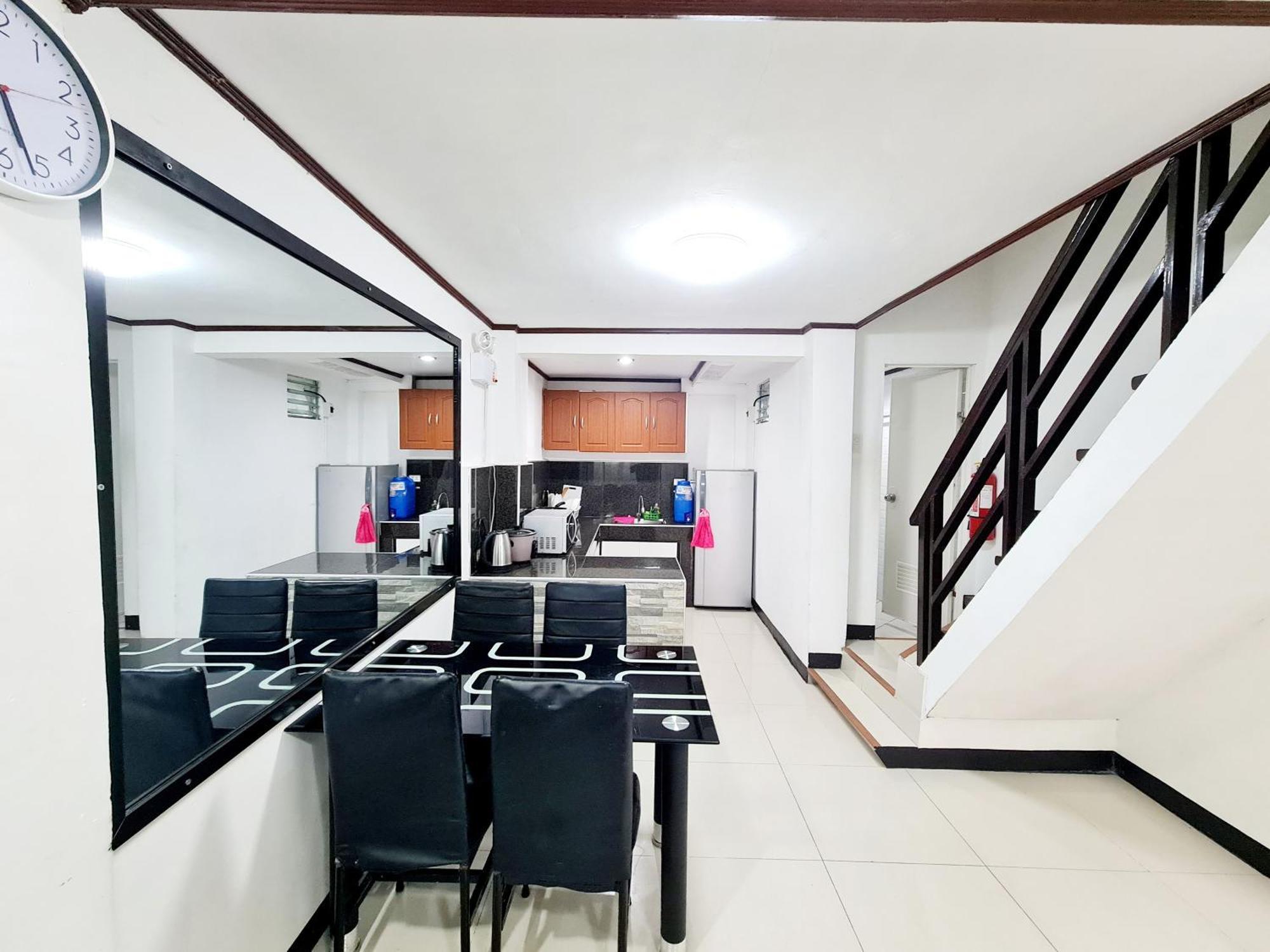 Calapan City Fully Furnished House Transient Near Xentromall L39 ภายนอก รูปภาพ